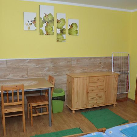 Privat Alexandra Apartman Lipótszentmiklós Kültér fotó