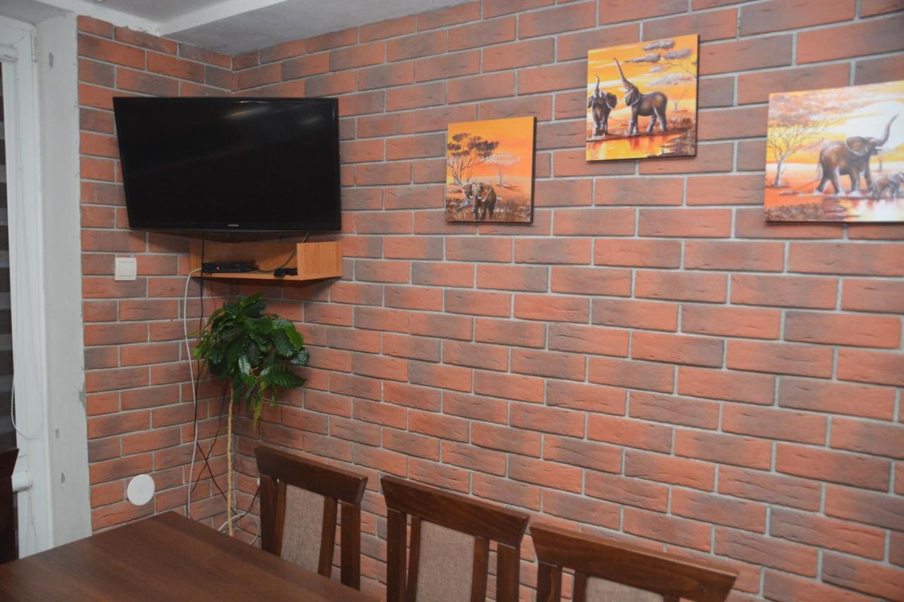Privat Alexandra Apartman Lipótszentmiklós Kültér fotó