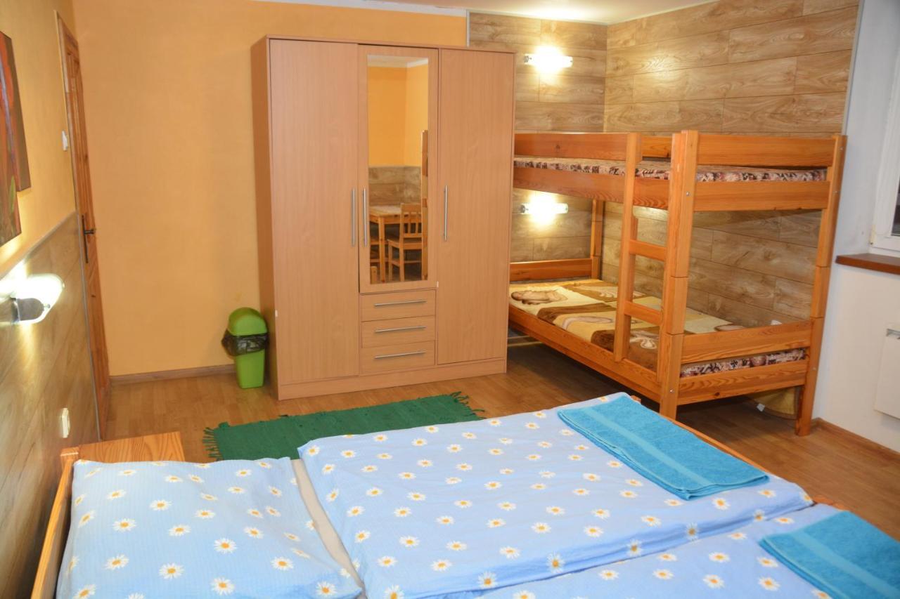 Privat Alexandra Apartman Lipótszentmiklós Kültér fotó